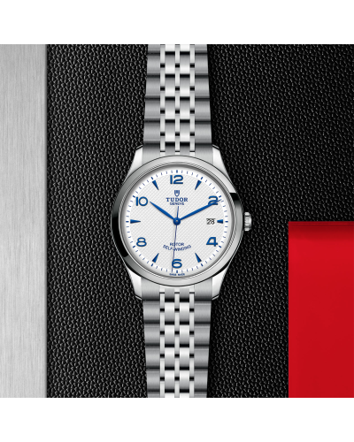 Tudor 1926 41 mm steel case, Opaline and blue dial (watches)